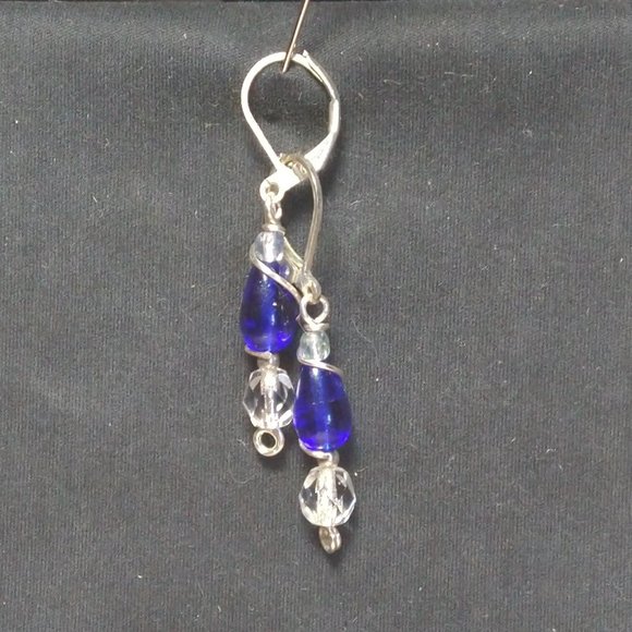 CCLHMHLLC Wired Jewellery Designs - Picture 3 of 4